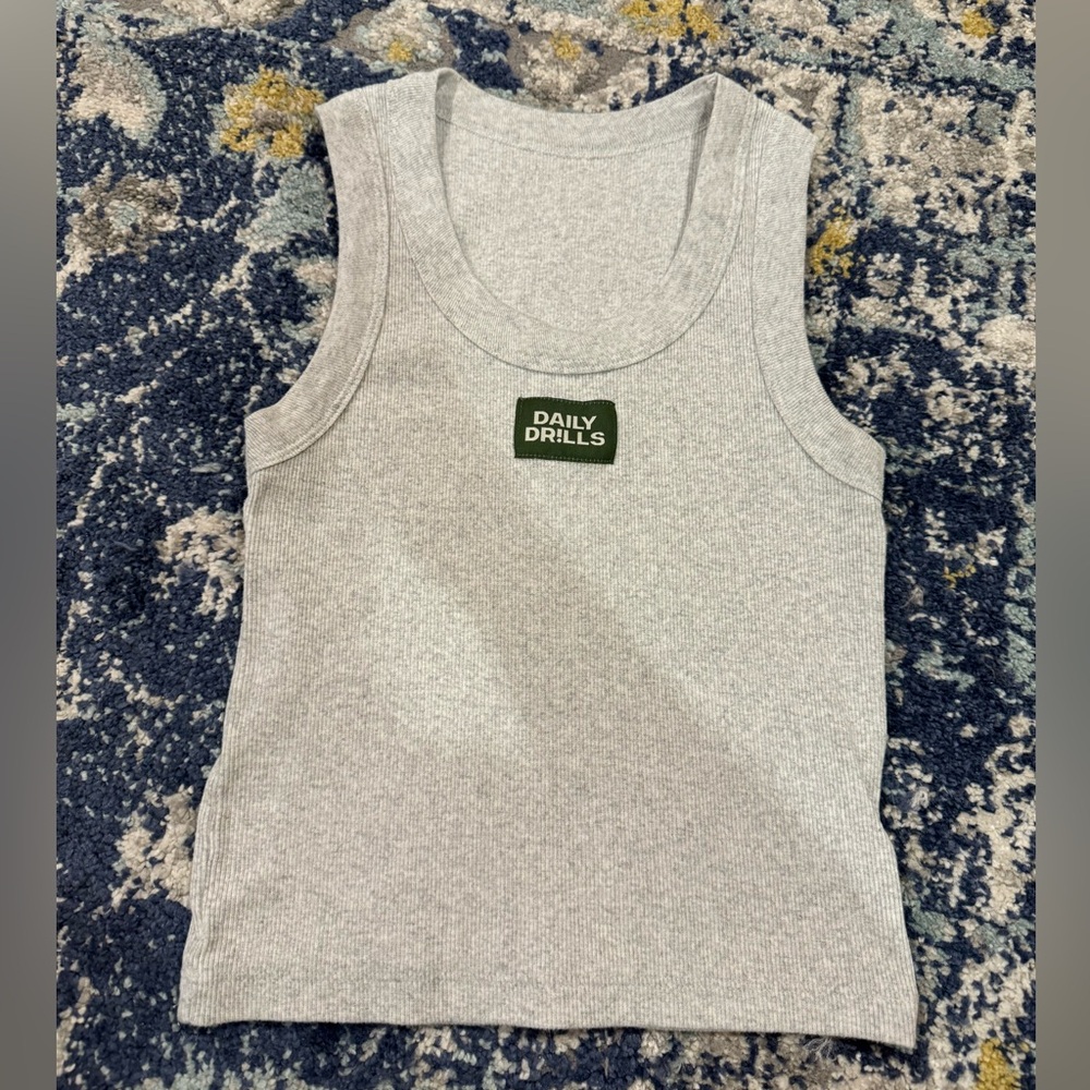 Daily’s drills grey tank!